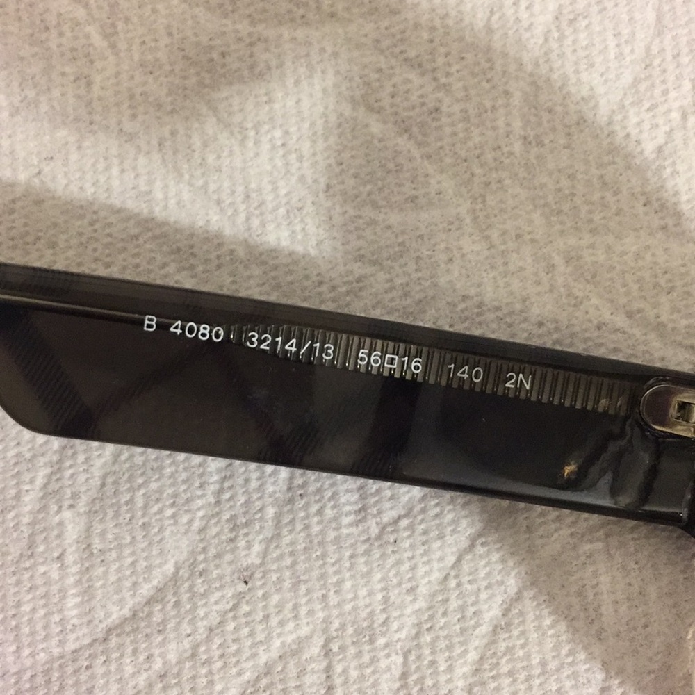 BURBERRY sunglass - Picture 7 of 8